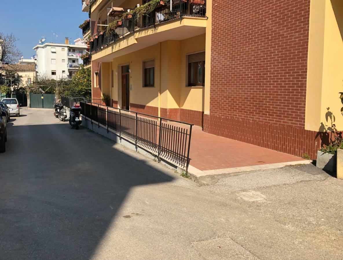 Appartamento Le Zagare Сорренто Экстерьер фото